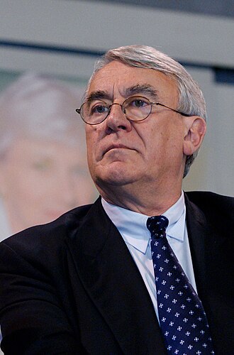Portrait de Claude Goasguen