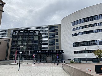 Image de pôle universitaire Léonard-de-Vinci